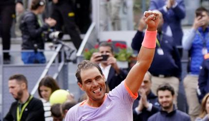 Battling Nadal reaches Madrid Open 4th round