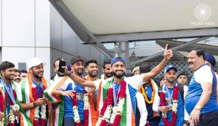 Hockey Heroes Return Home