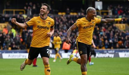 EPL PIX: Sarabia helps Wolves edge Sheffield United