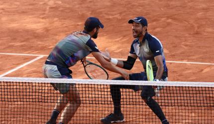 Arevalo-Pavic win French Open men's doubles title