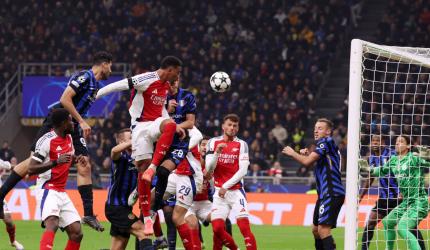 Champions League PIX: Inter down Arsenal; Barca win