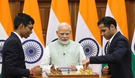 Rs 3.2 Crore bonus for India's victorious Chess teams