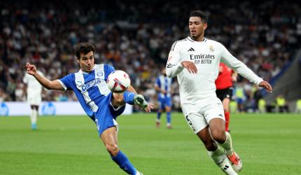 La Liga: Real Madrid survive late scare