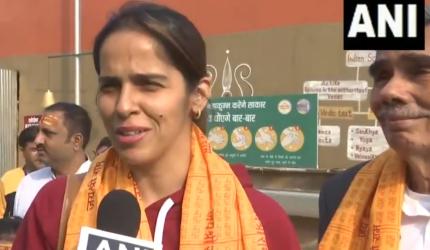 SEE: Saina Nehwal at Maha Kumbh