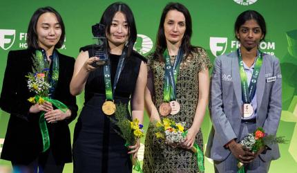 Vaishali wins women's World Blitz bronze