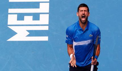 Record Alert! Djokovic goes past Federer 