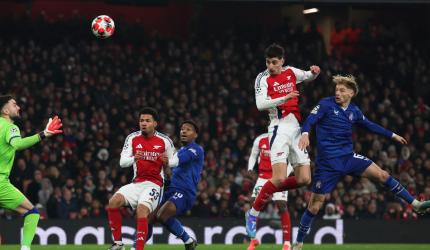 UCL: Arsenal see off Dinamo to close in on last 16