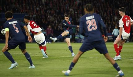 PIX: PSG demolish Arsenal to enter Champions final