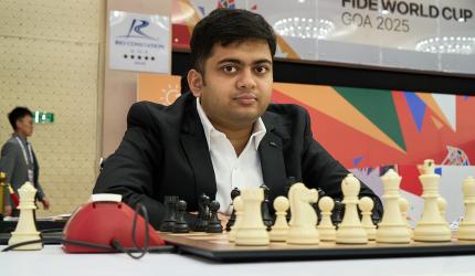 Chess WC: Diptayan pulls off a stunner; Pranav loses