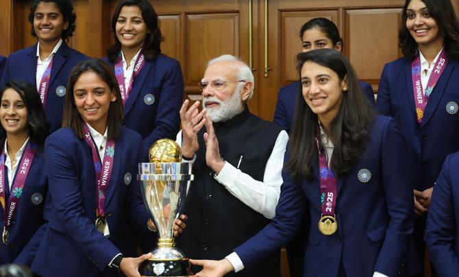 PIX: PM Modi hosts victorious women cricketers