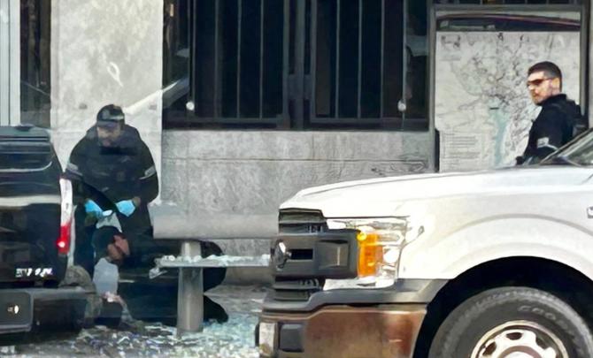 2 US National Guard members shot near White House