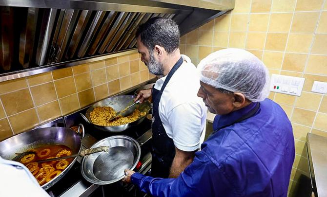 Rahul Tries Making Sweets For Diwali