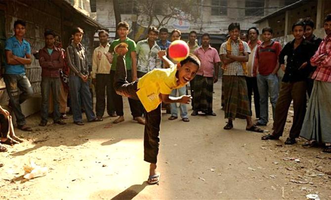 How India Plays Cricket