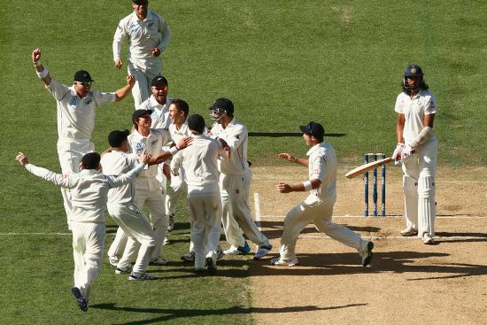 New Zealand players celebrate after winning the Test match 
