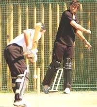 Stephen Fleming (right) with Lou Vincent at a practice session