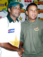 Rashid Latif (left) with Khaled Mahmud