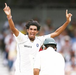 Ishant Sharma celebrates the wicket of Ricky Ponting