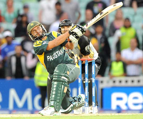 Shahid Afridi in action