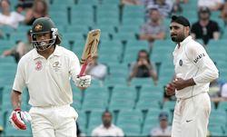 Symonds and Harbhajan Singh during the Sydney Test of 2008