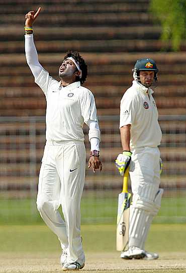 S Sreesanth celebrates after picking up a wicket