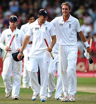 England players celebrate after winning the Test