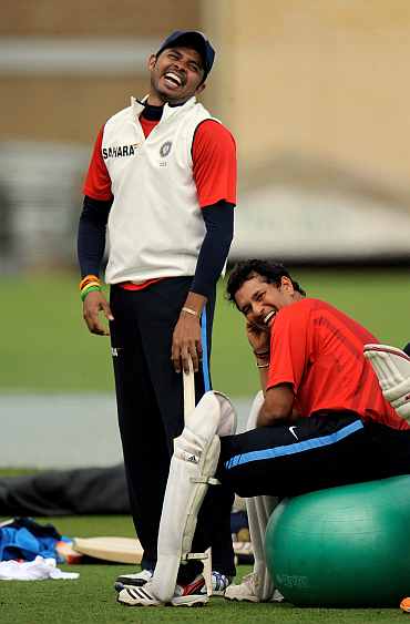 S Sreesanth and Sachin Tendulkar share a light moment during a training session in Nottingham