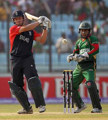 Johnathan Trott plays a pull shot during his knock against Bangladesh