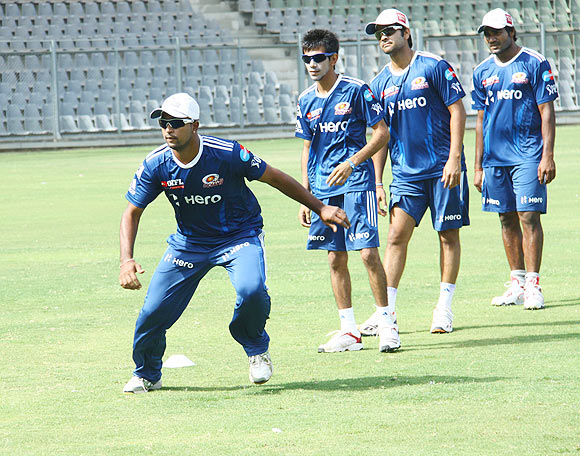 Mumbai Indians players at a fielding drill