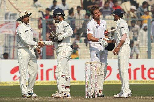 England players celebrate after winning the Test match