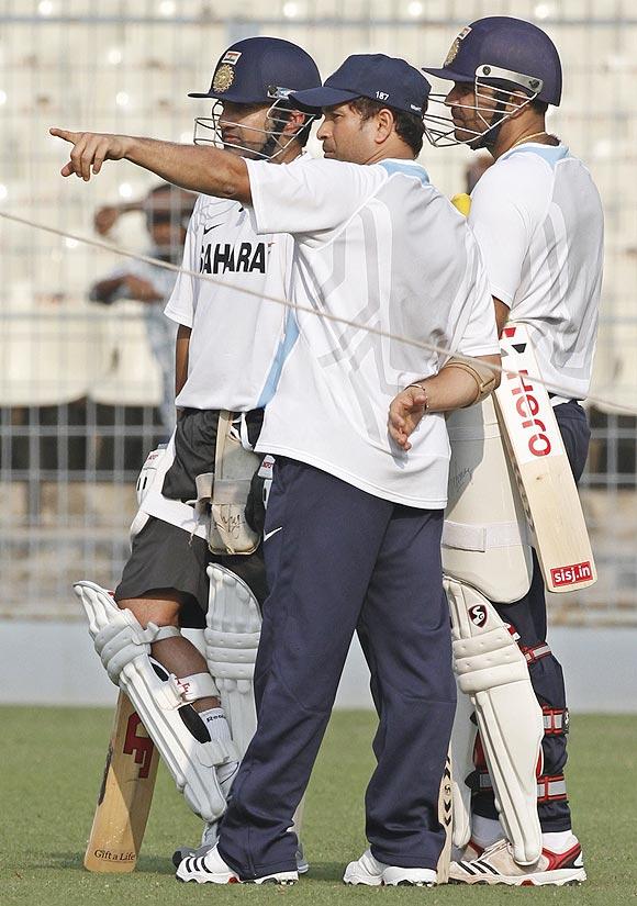 Sachin Tendulkar flanked by Gautam Gambhir, left, and Virender Sehwag