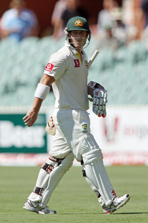 David Warner leaves the field after getting out