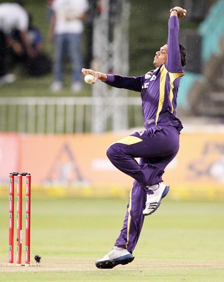 Sunil Narine of the Kolkata Knight Riders bowls