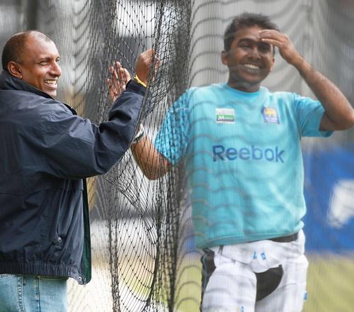 Mahela Jayawardene of Sri Lanka chats with Aravinda Da Silva