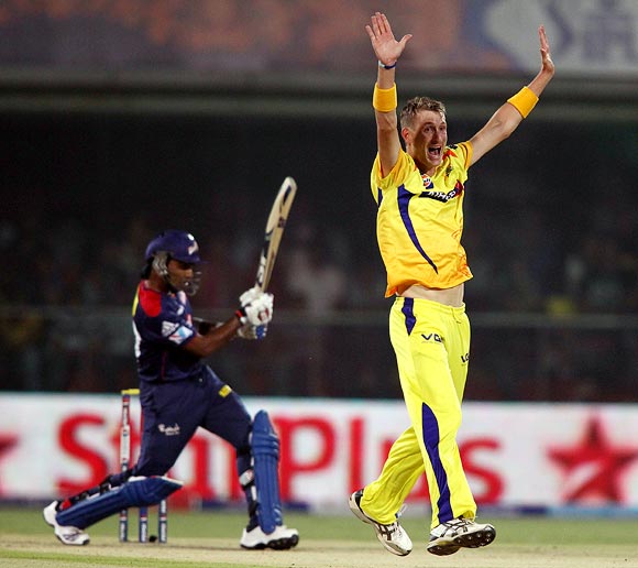 Chris Morris appeals successfully for the wicket of Mahela Jayawardene