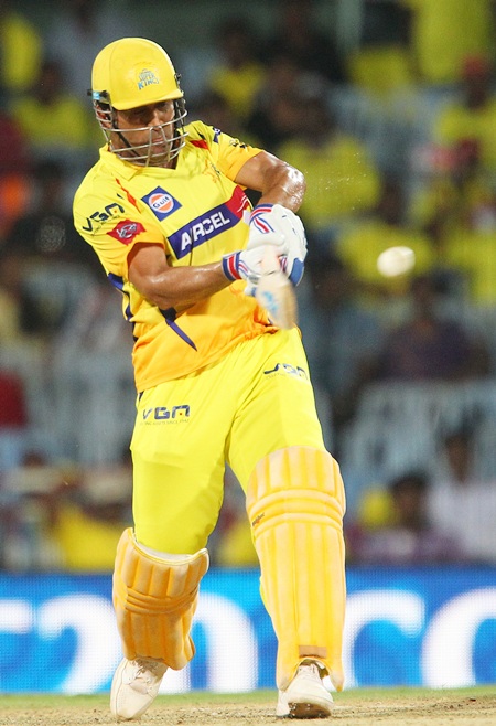 M S Dhoni finishes off the match in style