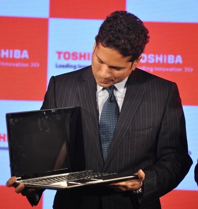 Sachin Tendulkar at the launch of Toshiba Laptops