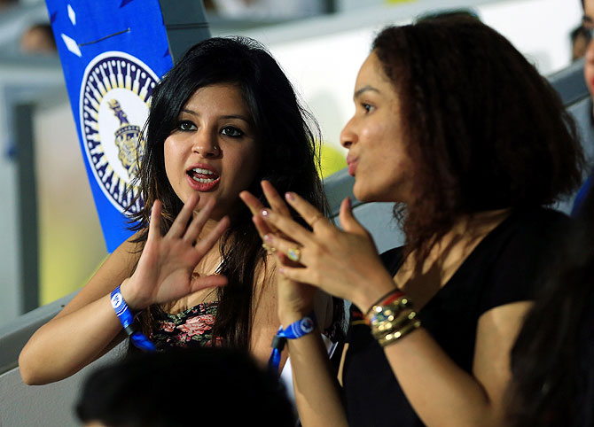 Sakshi Dhoni and Masaba Gupta chat while watching the match between Chennai Super Kings and Sunrisers Hyderbad on Sunday