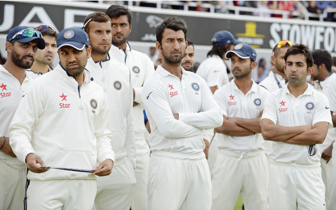 India's players look on during the presentation after losing the fifth Test at The Oval