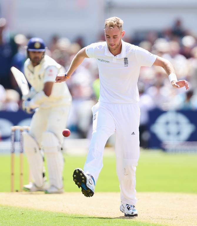 England pacer Stuart Broad shows off his football skills during Day 1 of the first Test against England.