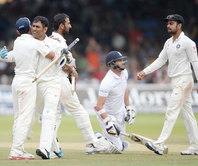 India's players celebrate running out James Anderson