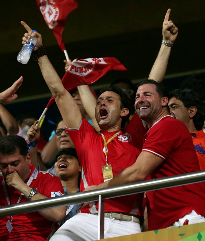 Ness Wadia (left) celebrates after Kings XI clinch victory.