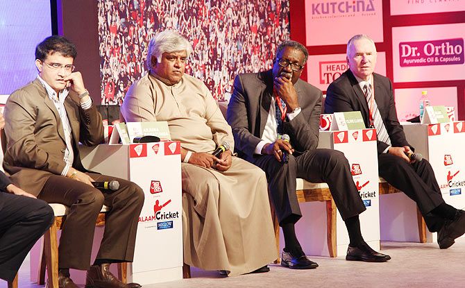 Sourav Ganguly, Arjuna Ranatunga, Clive Lloyd and Allan Border at the Aaj Tak conclave in New Delhi on Saturday