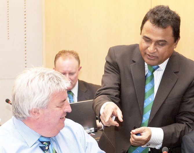 From left, ICC members Jack Clarke and Mustafa Kamal during the   2011 ICC Annual Conference