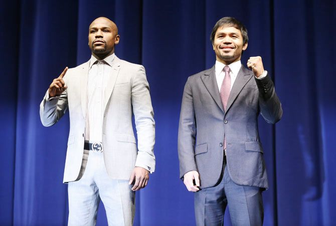 Floyd Mayweather (left) and Manny Pacquiao 