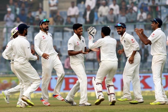 Indian team celebrates during day five 