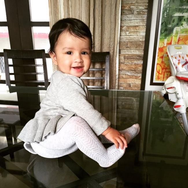 PHOTOS: This Dhoni is super cute! - Rediff.com Cricket