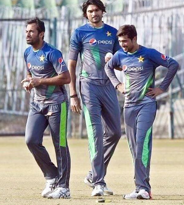 pakistan pace attack