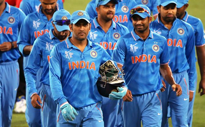 Mahendra Singh Dhoni with the Indian team
