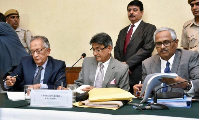 Justice R M Lodha, chairman of the Supreme Court-appointed Lodha Committee (centre), member Justice Ashok Bhan (left) and Justice RV Raveendran at the announcement of their verdict on the Indian Premier League spot-fixing scandal