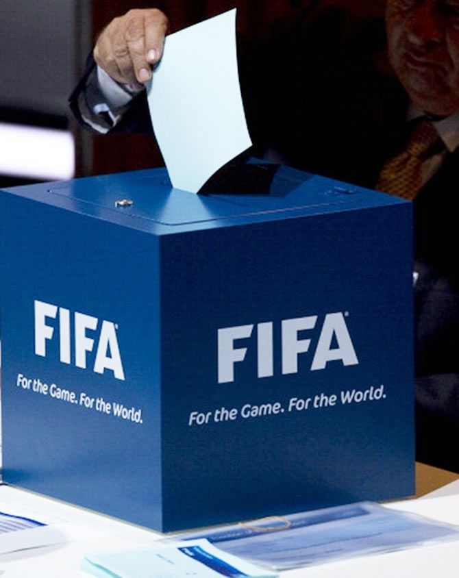 FIFA officials vote for FIFA's presidential election 